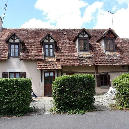 Gîte Les Brulis Châtillon-sur-Loire Exterior foto